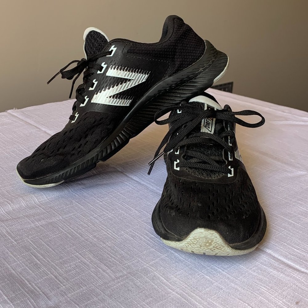 New Balance DRFT Mesh Running Shoe, Black & Grey Tennis Shoe, size 7 slight wear